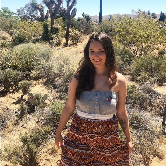 Meet your Posher, Rebecca - Picture 2 of 2